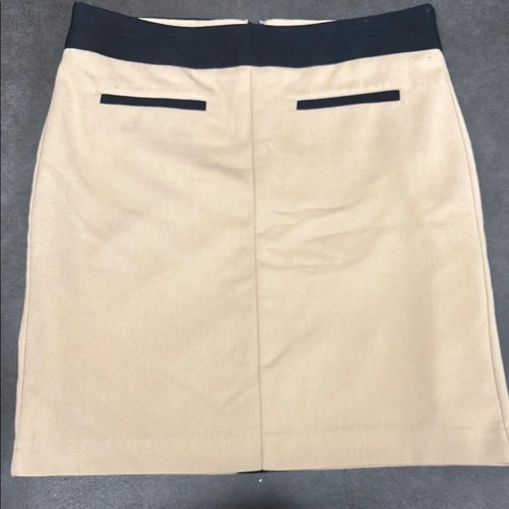 Worthington Beige Pencil Skirt with Black Trim